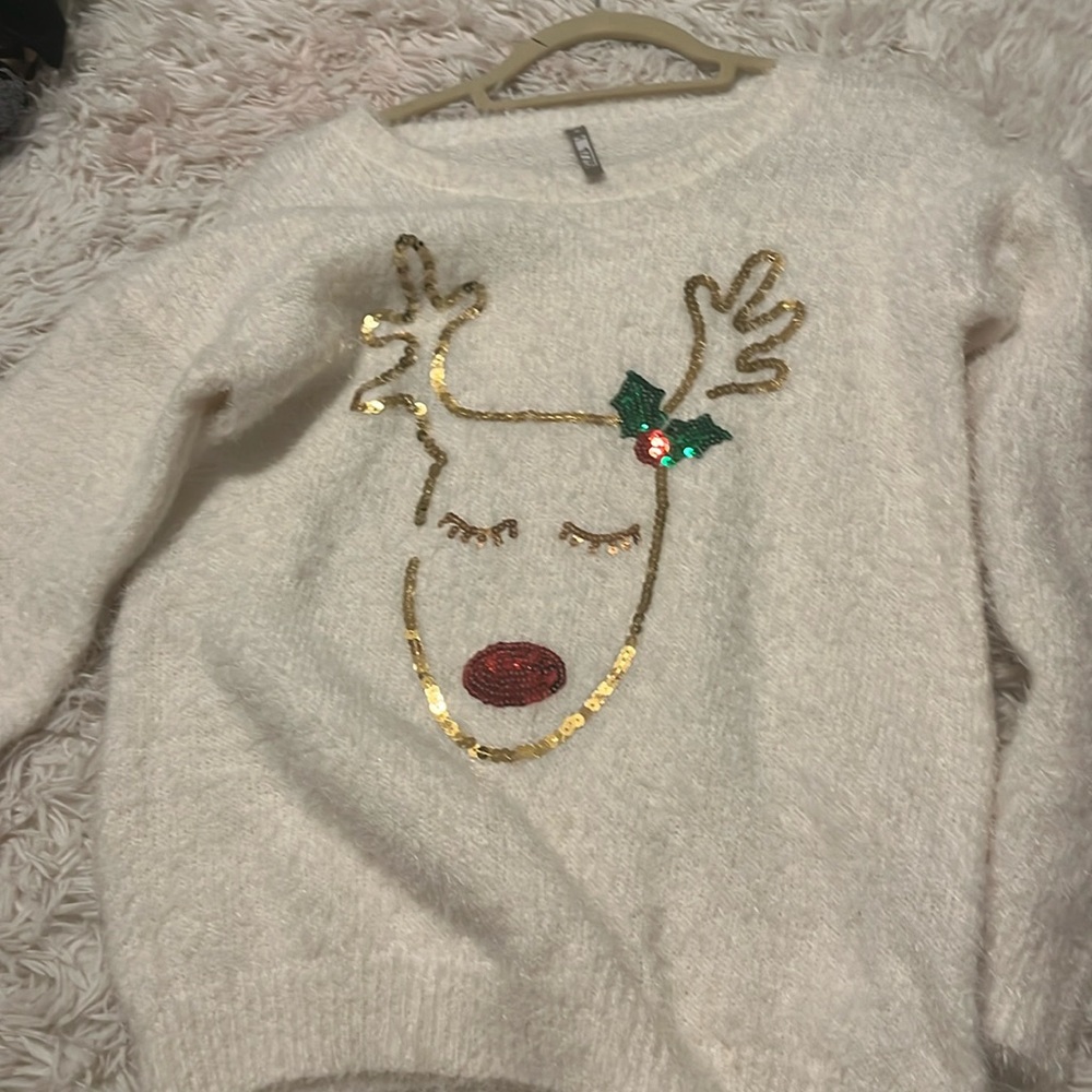 Reindeer christmas sweater